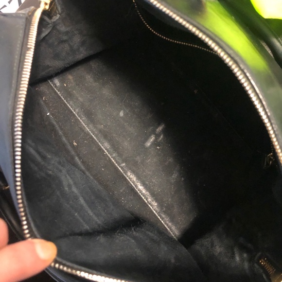 Saint Laurent Classic 6 hour Duffle - Picture 6 of 13